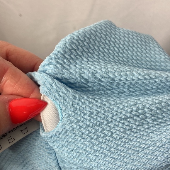 Zaful Light Blue Textured Cutout Women’s Swimsuit with Removable Pads - Picture 9 of 10